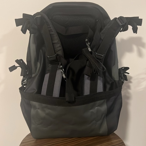 Stahlsac Waterproof Backpack - Picture 7 of 7